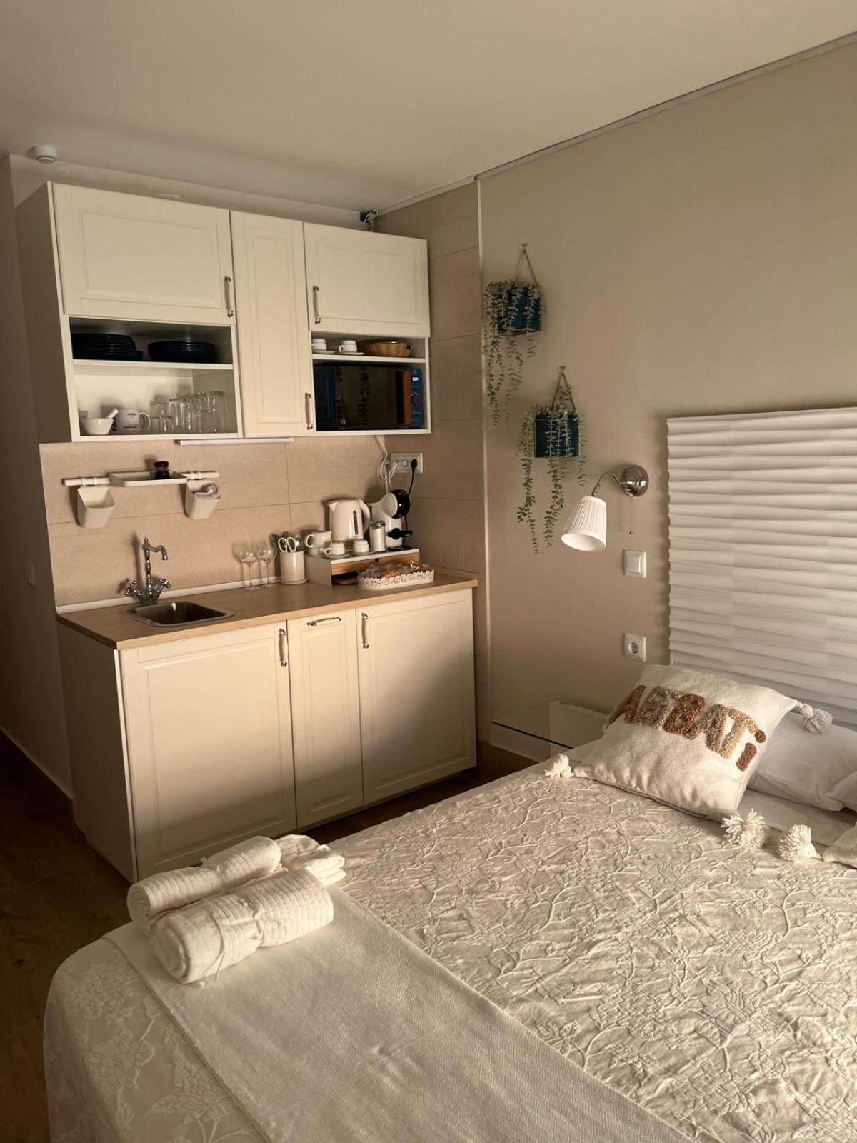Garden House Madrid Hotel Bagian luar foto