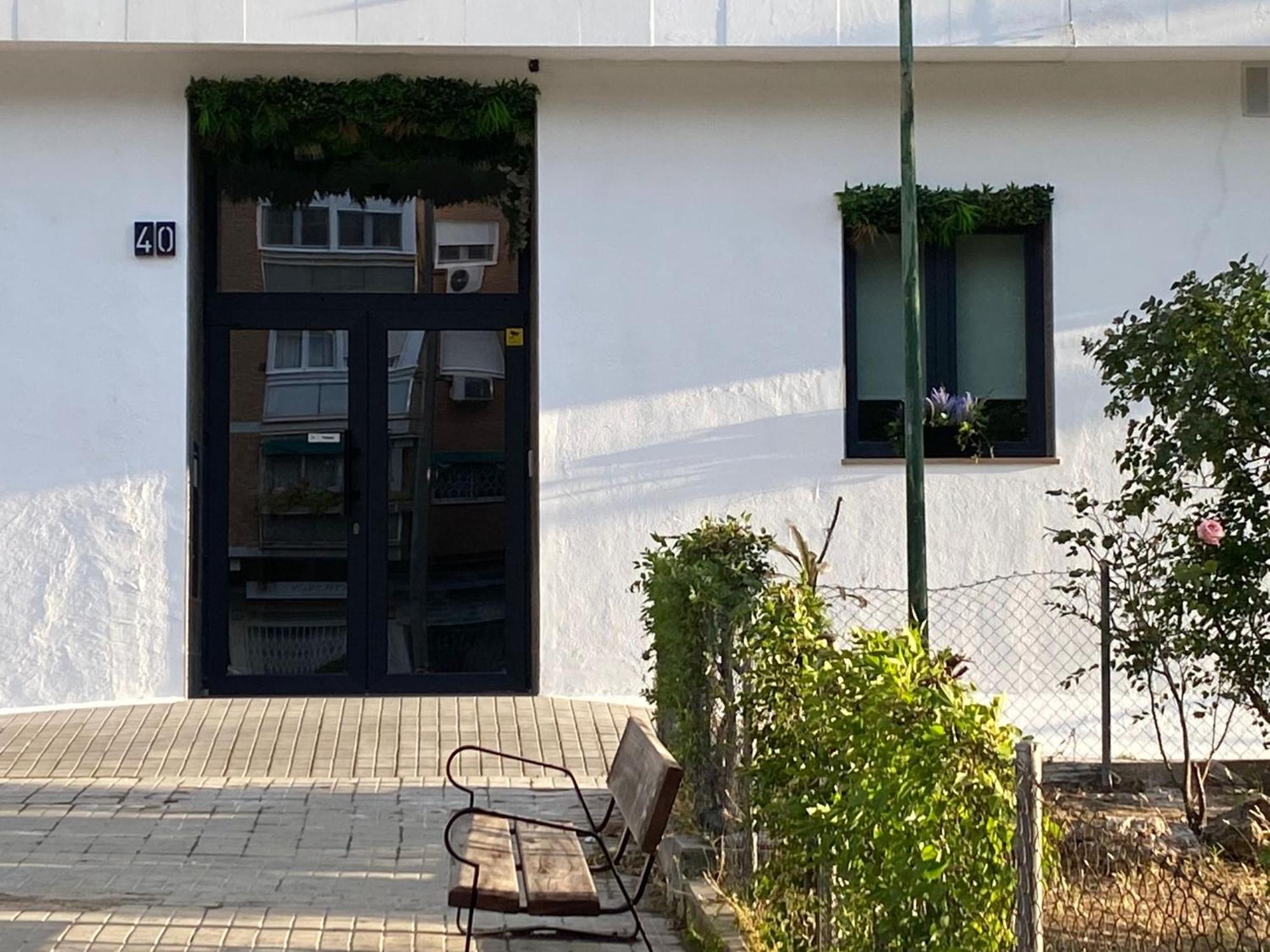 Garden House Madrid Hotel Bagian luar foto