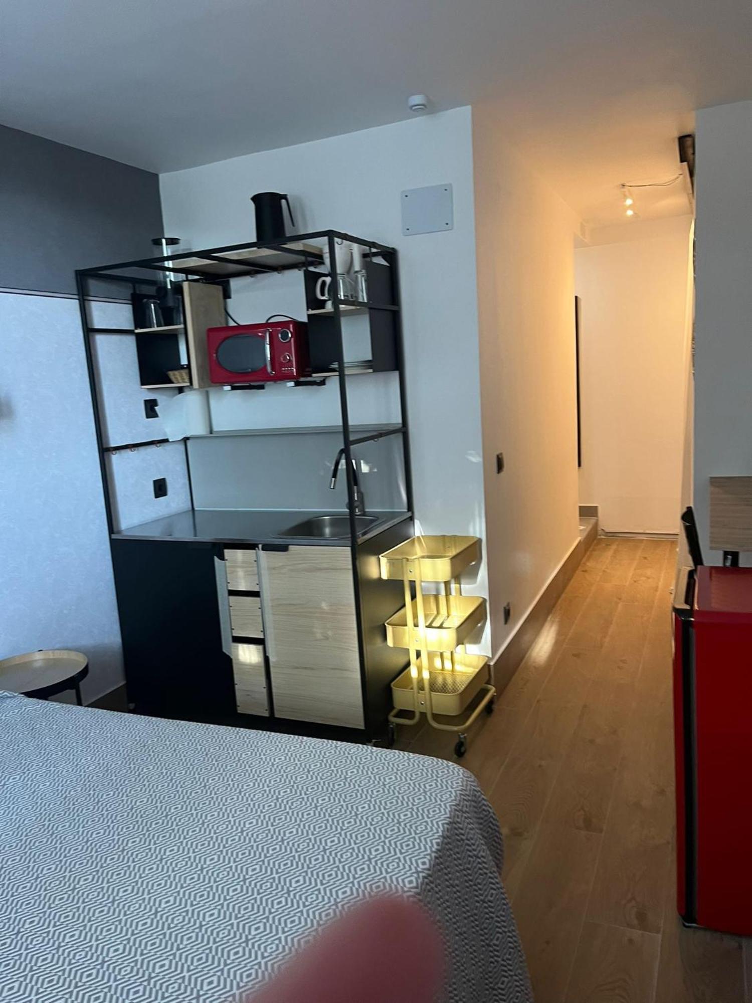 Garden House Madrid Hotel Bagian luar foto