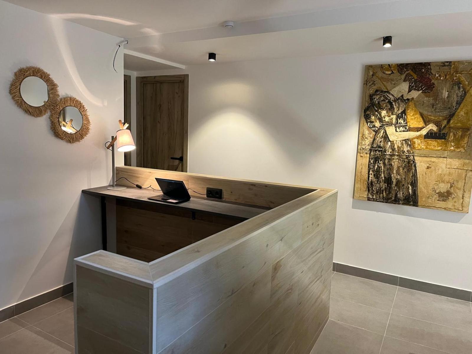 Garden House Madrid Hotel Bagian luar foto